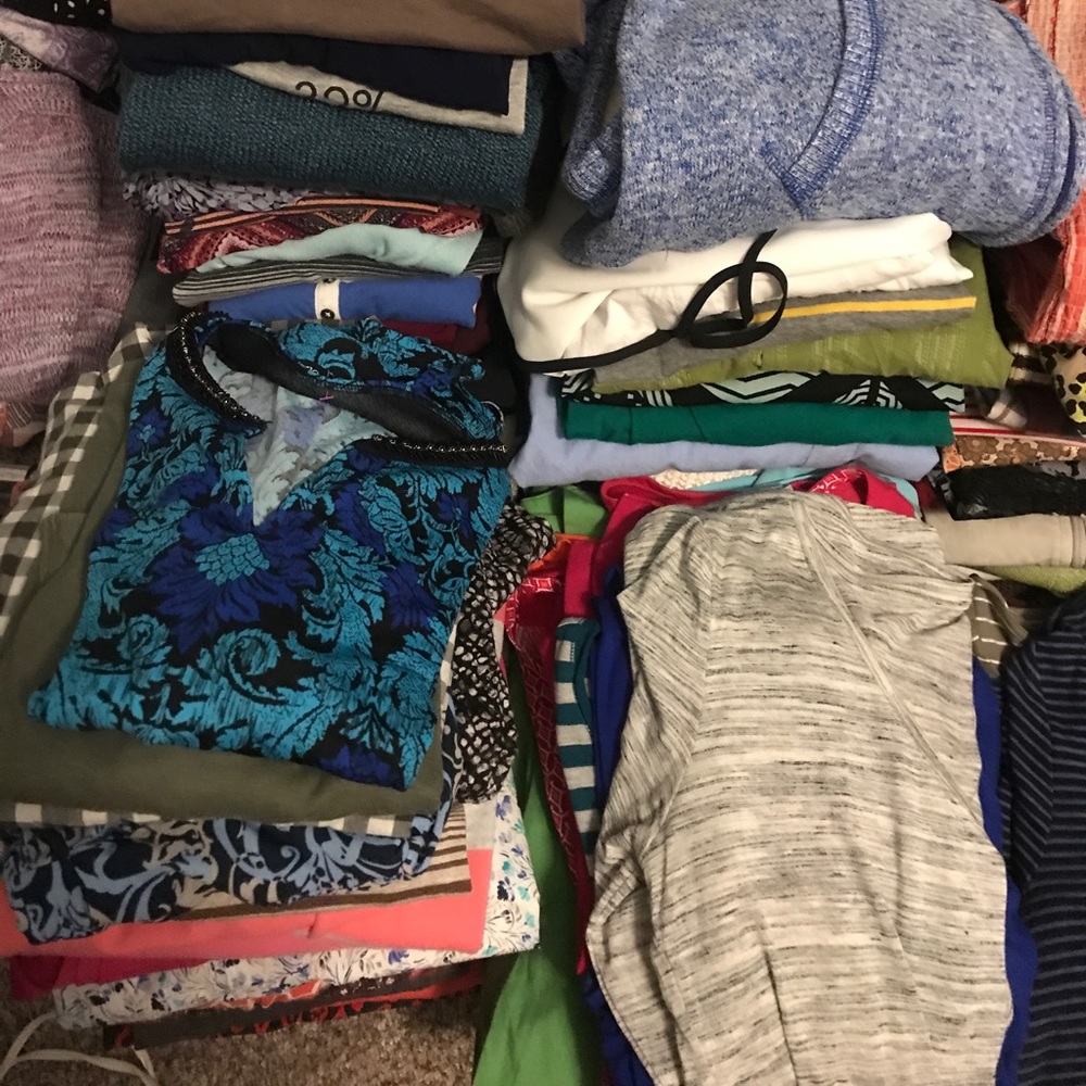 RESELLER Bundles Womens Tops XS-plus FIVE POUNDS